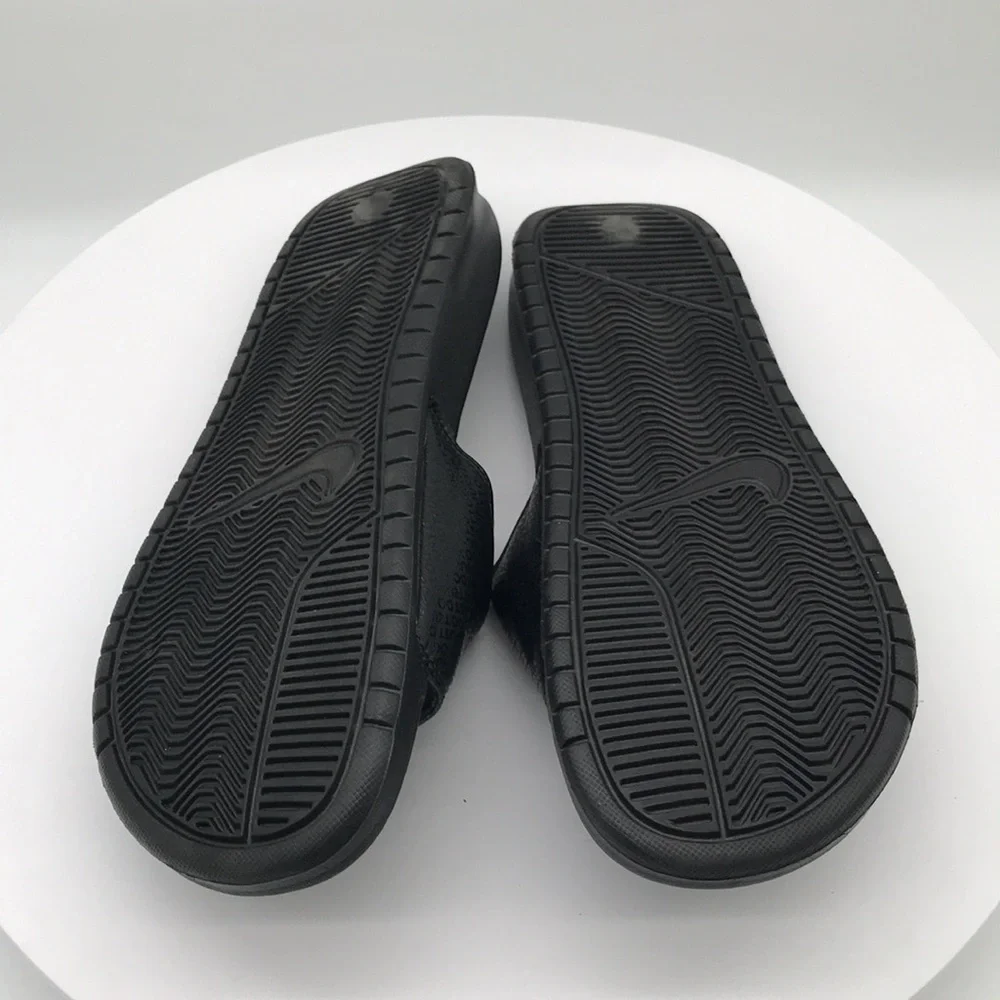 Nike Mens Black Slide Sandals size 10 US